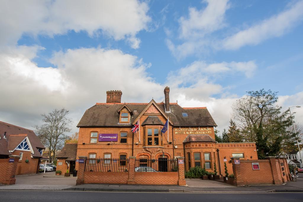 Harefield Manor Hotel Romford Exterior foto